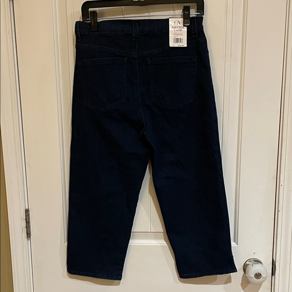 Gloria Vanderbilt Dark Blue Amanda Capri size 6  Jeans - Picture 7 of 7